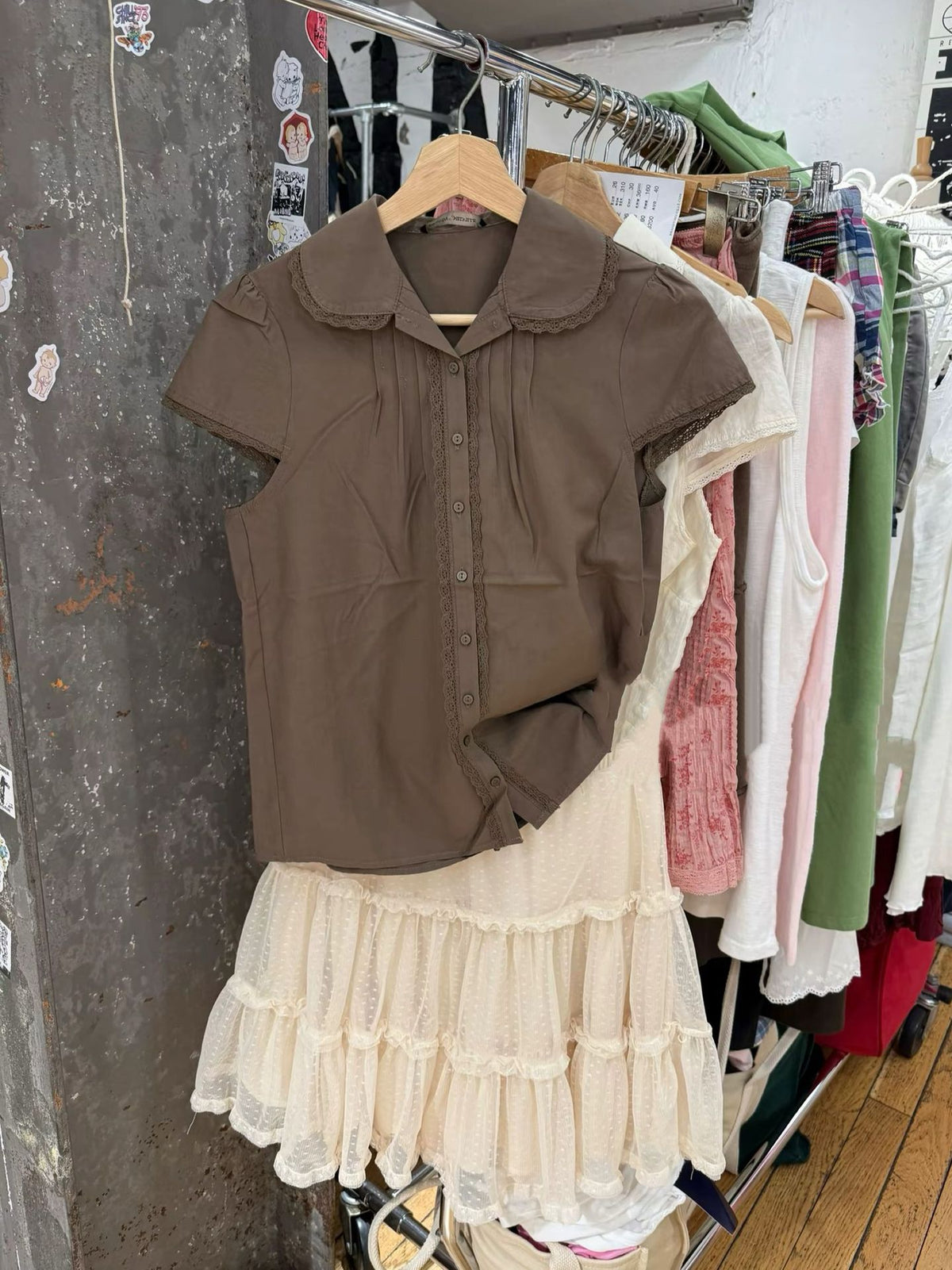 Women's Doll Collar Lace Trim Top - Cropped Short Sleeve Cotton Blouse, Brown or Beige, One Size - Amora